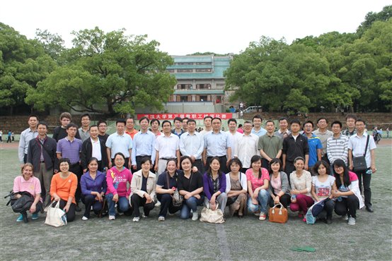 说明: F:\裸体直播视频\201305教职工拔河赛\IMG_8367.JPG