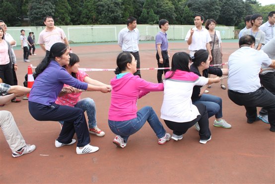 说明: F:\裸体直播视频\201305教职工拔河赛\IMG_8356.JPG